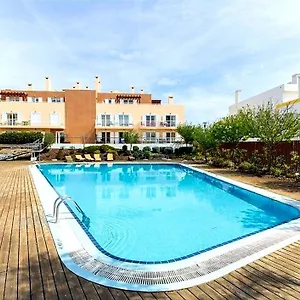  Holiday home T2 Gardens Piscina E